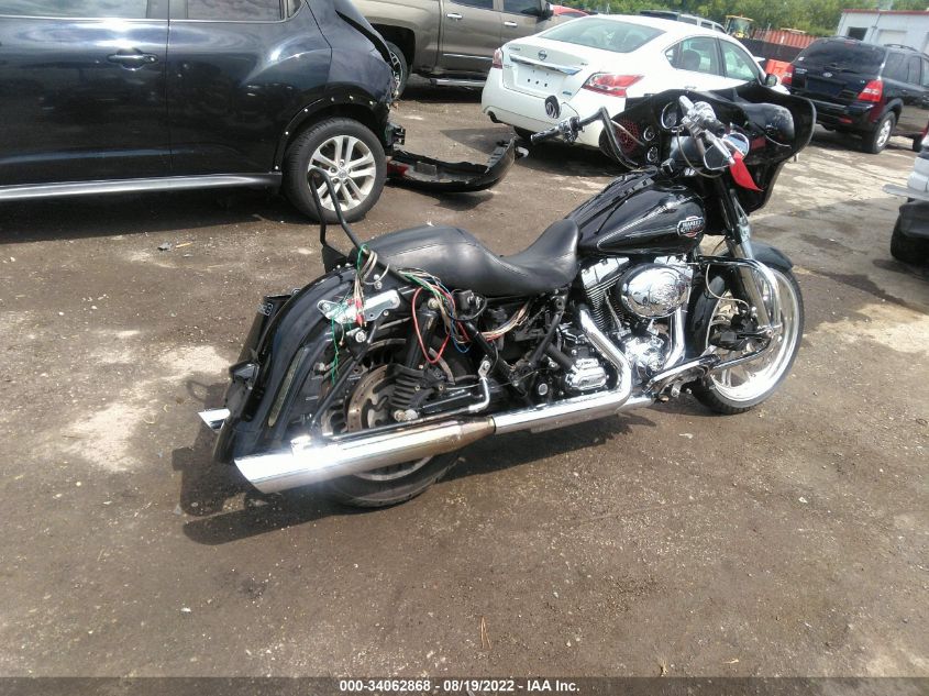 2009 HARLEY-DAVIDSON FLHTCU 1HD1FC4139Y677595