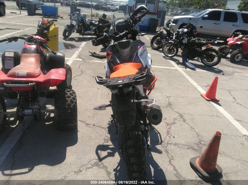 2022 KTM 1290 SUPER ADVENTURE R VBKV59407NM951901