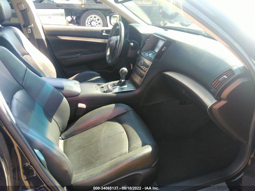 2015 INFINITI Q40 JN1CV6AP6FM501735