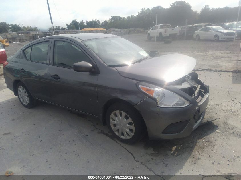 VIN 3N1CN7AP7KL843074 2019 NISSAN VERSA SEDAN no.1