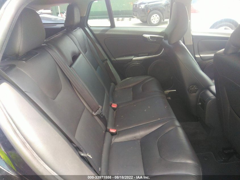 2015 VOLVO V60 T5 DRIVE-E PREMIER YV140MEB5F1207905