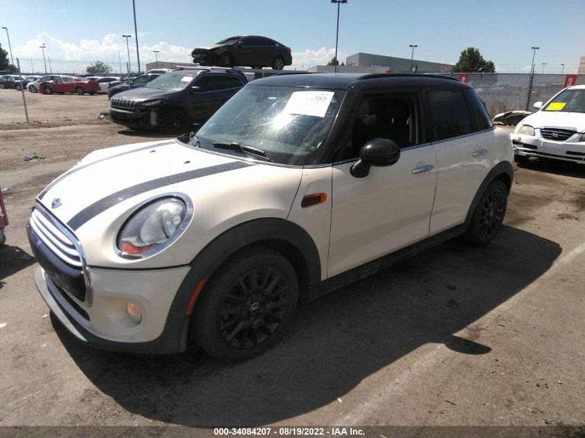 2015 MINI COOPER HARDTOP 4 DOOR WMWXS5C52FT833168