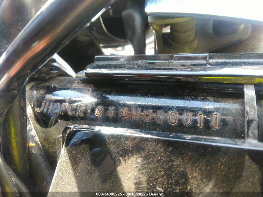 2004 HONDA VT600 CD JH2PC21444M500011
