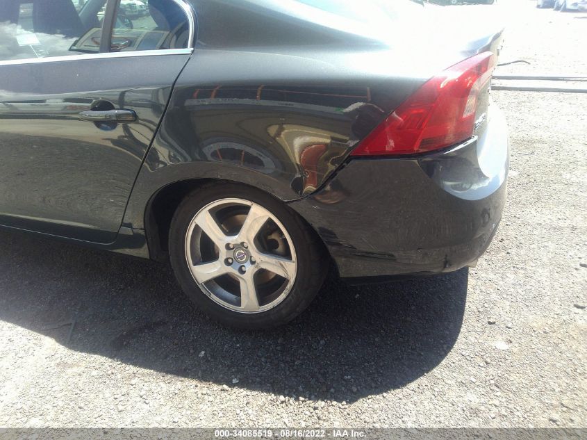 2013 VOLVO S60 T5 YV1612FSXD1218064