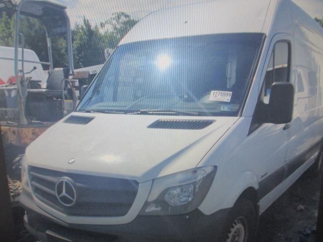 2014 MERCEDES-BENZ SPRINTER CARGO VANS WD3PE8DE9E5895691