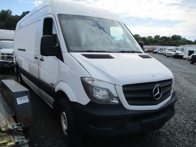 2014 MERCEDES-BENZ SPRINTER CARGO VANS WD3PE8DE9E5895691