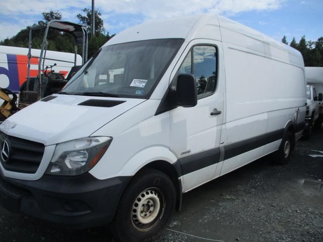 2014 MERCEDES-BENZ SPRINTER CARGO VANS WD3PE8DE9E5895691