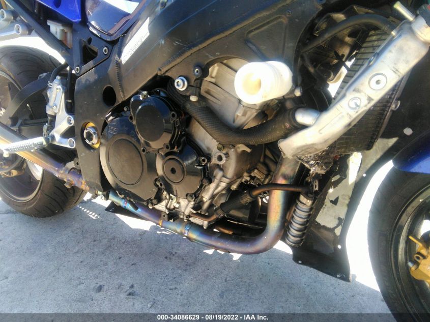 2004 SUZUKI GSX-R1000 JS1GT75A442101062