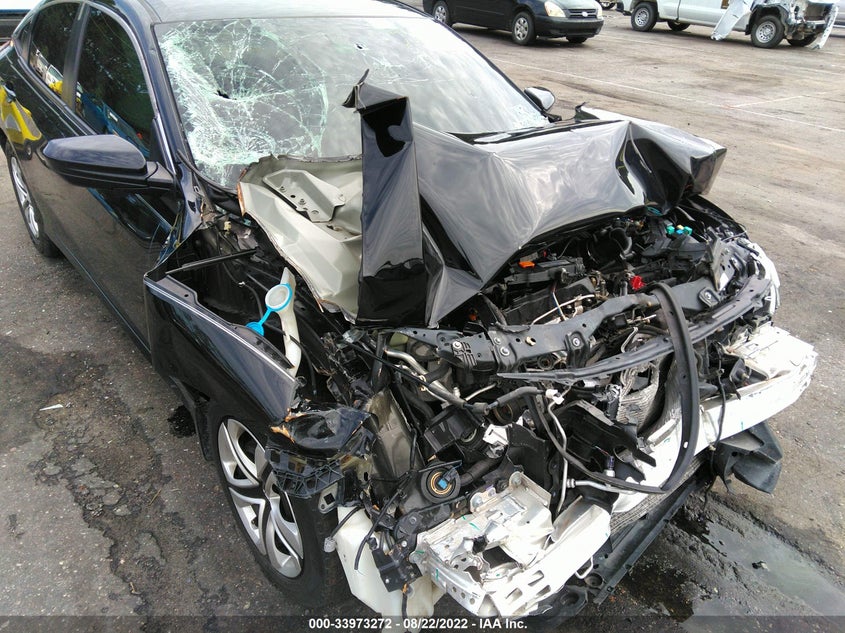 VIN 19XFC2E56JE032865 2018 HONDA CIVIC SEDAN LX