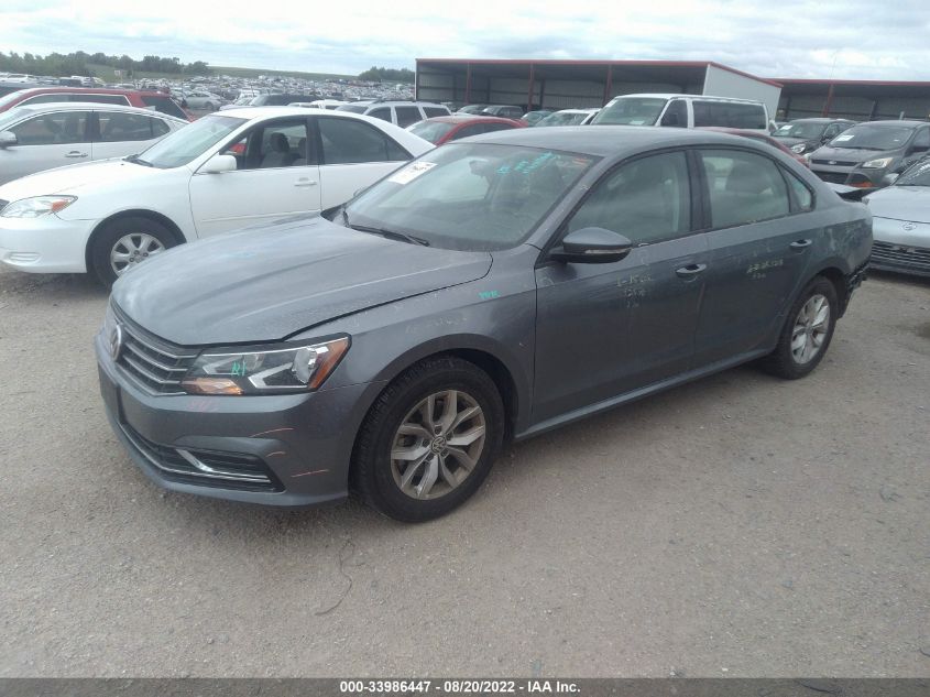 VIN 1VWAA7A36JC032788 2018 VOLKSWAGEN PASSAT no.2