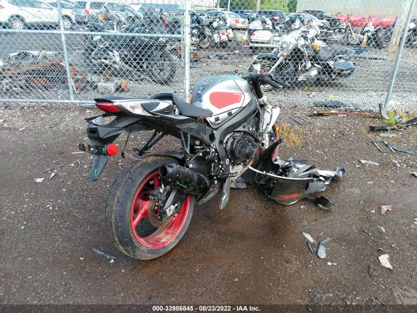 2018 SUZUKI GSX-R600 JS1GN7FA0J2100401