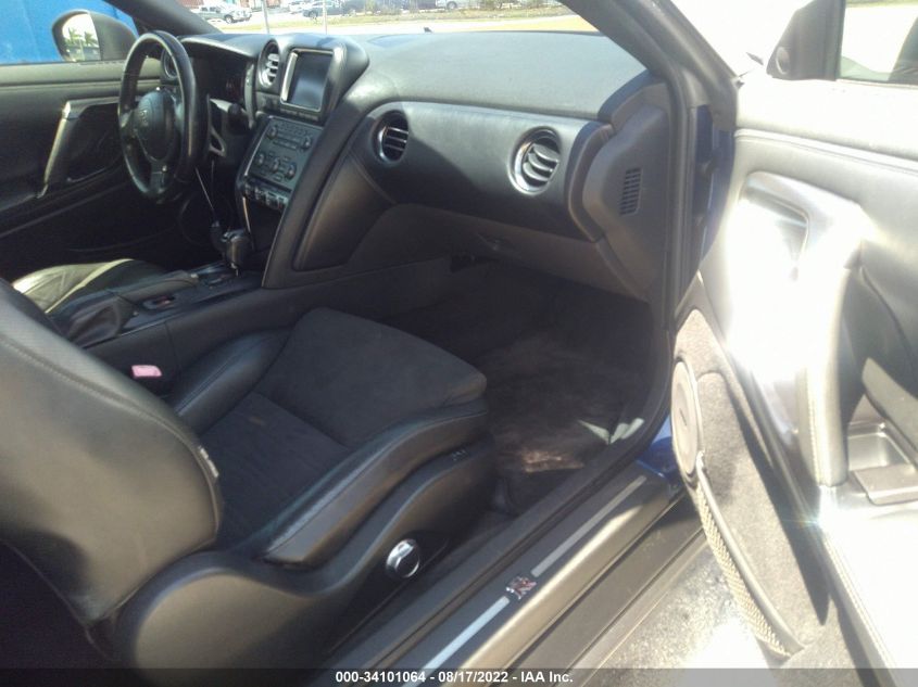 2013 NISSAN GT-R PREMIUM JN1AR5EF1DM260395
