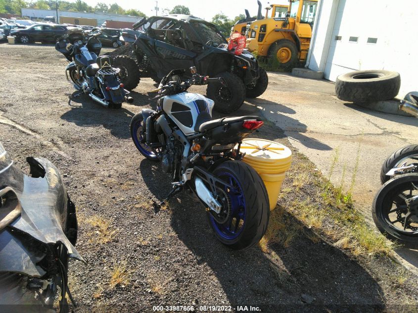 2022 YAMAHA MT09 D JYARN72E3NA00077