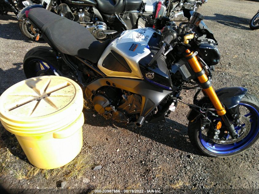 2022 YAMAHA MT09 D JYARN72E3NA00077