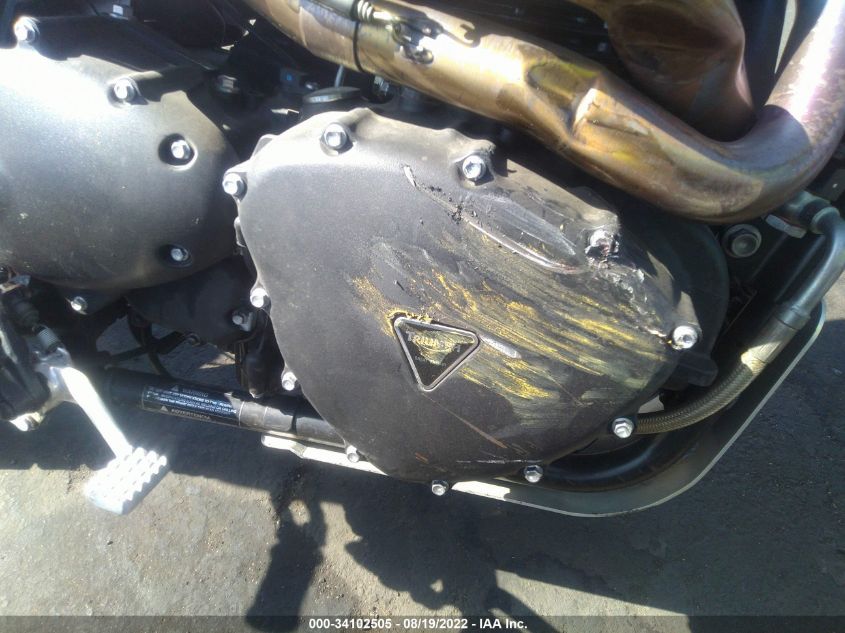 2015 TRIUMPH MOTORCYCLE SCRAMBLER SMT925RN2FT678075