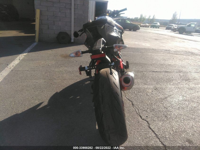 2022 KTM 1290 SUPER DUKE R VBKV3940XNM952787