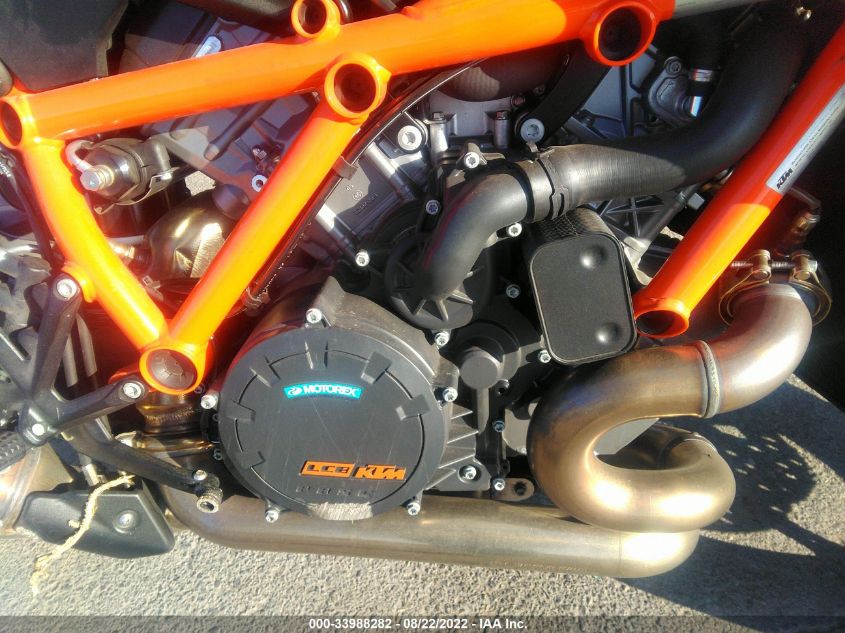 2022 KTM 1290 SUPER DUKE R VBKV3940XNM952787