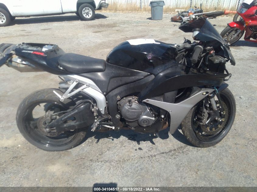 2007 HONDA CBR600 RR JH2PC40177M000643