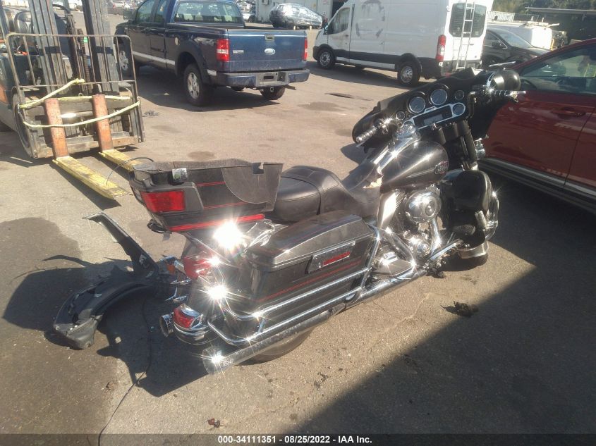 2009 HARLEY-DAVIDSON FLHTCU 1HD1FC4189Y675096