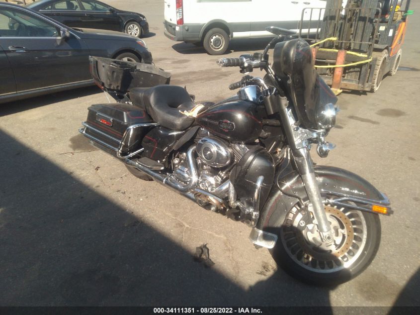2009 HARLEY-DAVIDSON FLHTCU 1HD1FC4189Y675096