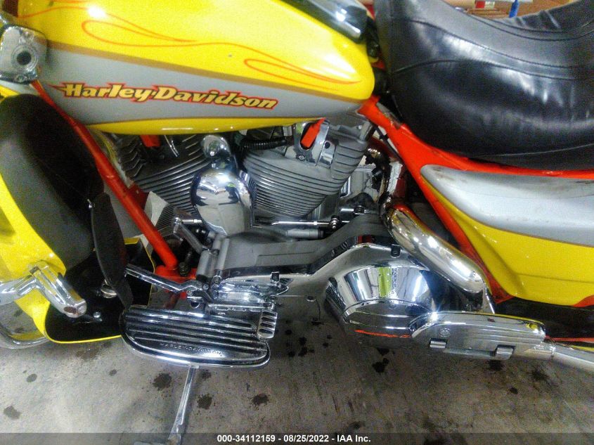 2005 HARLEY-DAVIDSON FLHTCSE2 - 1HD1PKE115Y956611