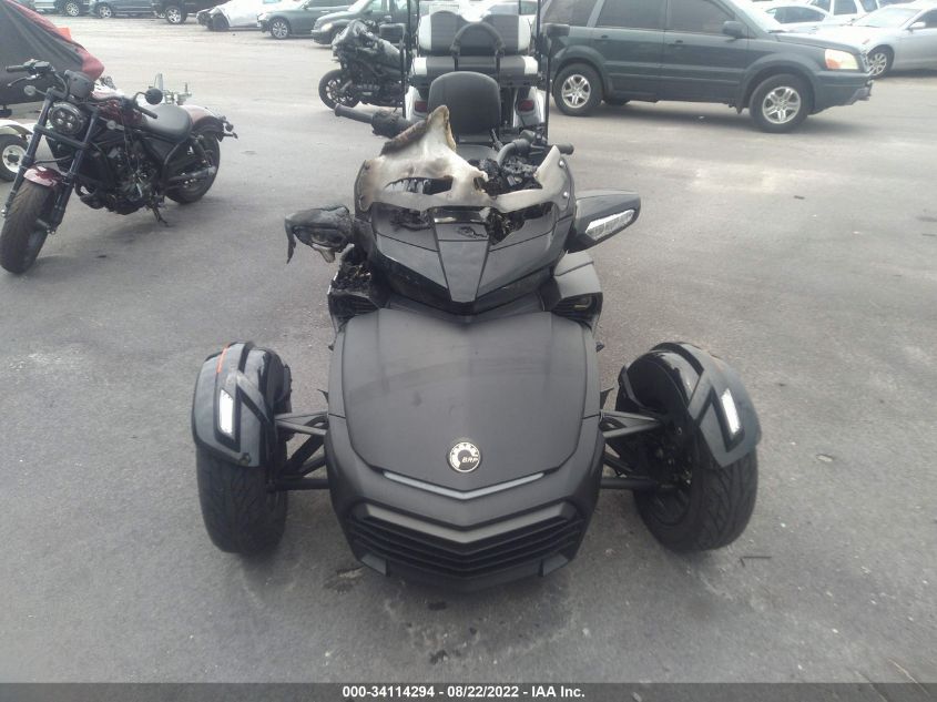 2017 CAN-AM SPYDER ROADSTER F3-T/LIMITED/LIMITED SPEC 2BXREDD20HV000018