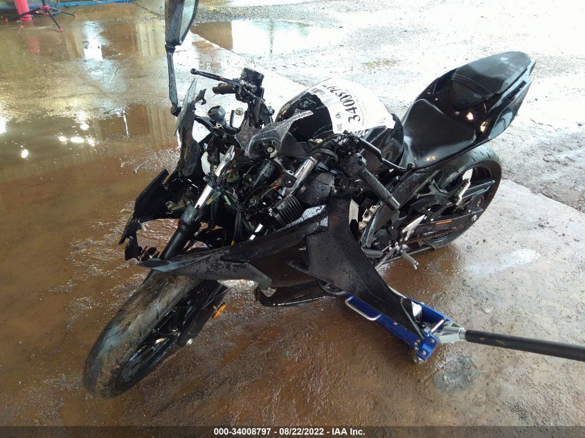 2018 KAWASAKI EX400 JKAEXKG16JDA13984
