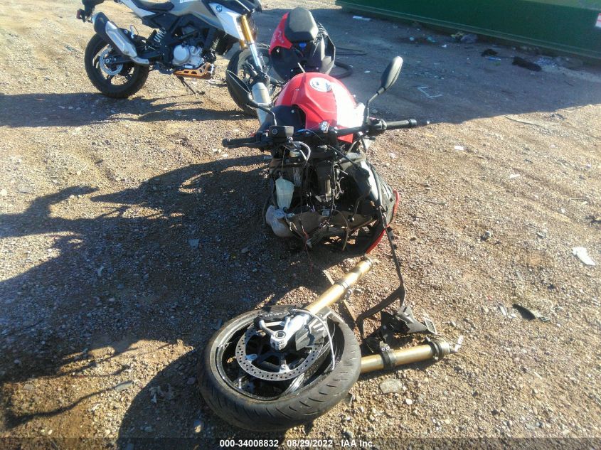 2022 BMW S 1000 R - WB10E530XN6F51065