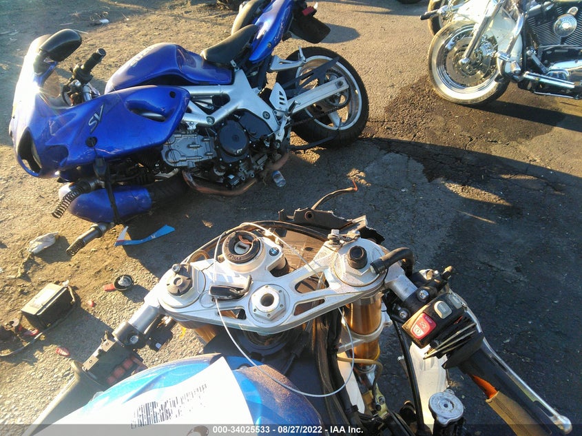 VIN WB10D6005HZ710331 2017 BMW S 1000 RR