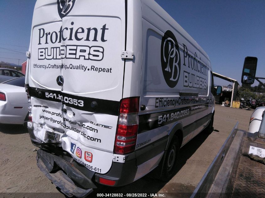 2014 MERCEDES-BENZ SPRINTER CARGO VANS WD3PE8DC7E5846424