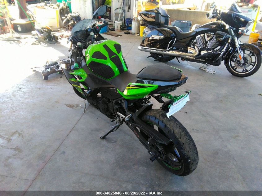 2018 KAWASAKI EX400 JKAEXKG11JDA13021