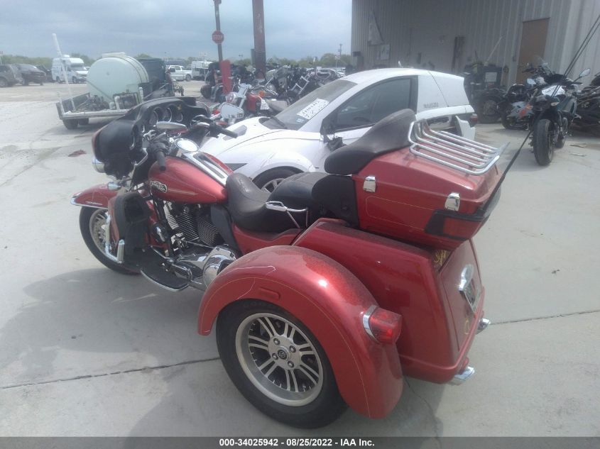 2013 HARLEY-DAVIDSON FLHTCUTG TRI GLIDE ULTRA CLASSIC 1HD1MAM1XDB857047