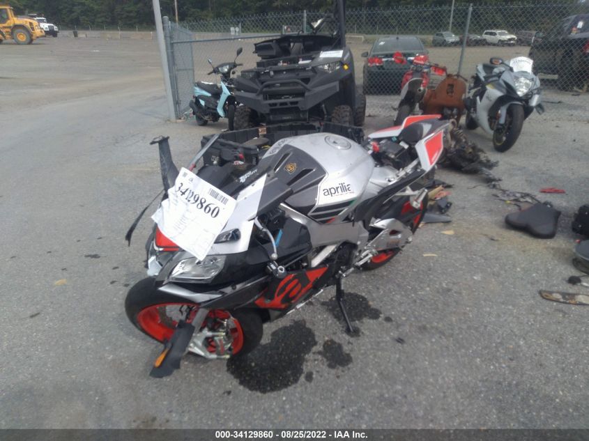 2017 APRILIA RSV4 RR ZD4KEU007HS000938