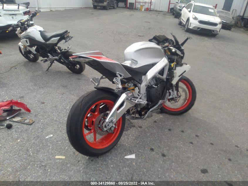 2017 APRILIA RSV4 RR ZD4KEU007HS000938
