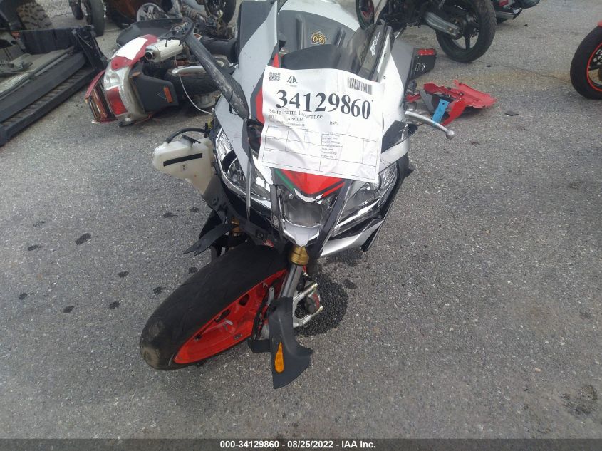 2017 APRILIA RSV4 RR ZD4KEU007HS000938