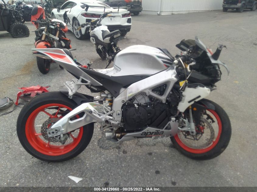 2017 APRILIA RSV4 RR ZD4KEU007HS000938