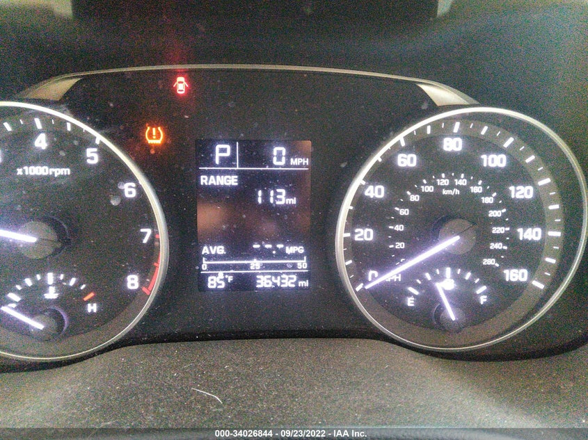 VIN 5NPD74LF6JH326488 2018 HYUNDAI ELANTRA SE