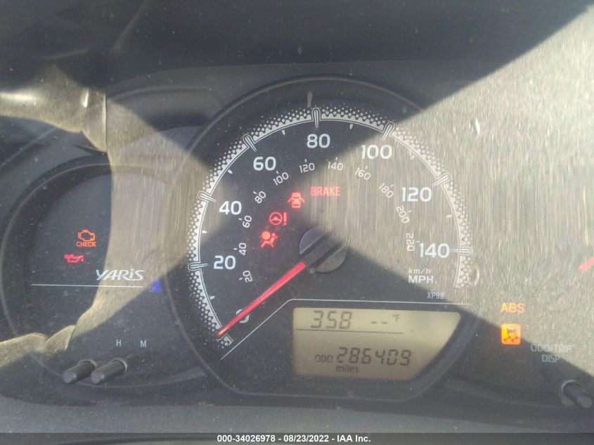 2015 TOYOTA YARIS L/LE VNKJTUD32FA026844