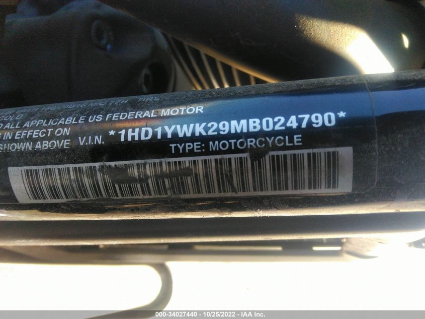 2021 HARLEY-DAVIDSON FXLRS 1HD1YWK29MB024790