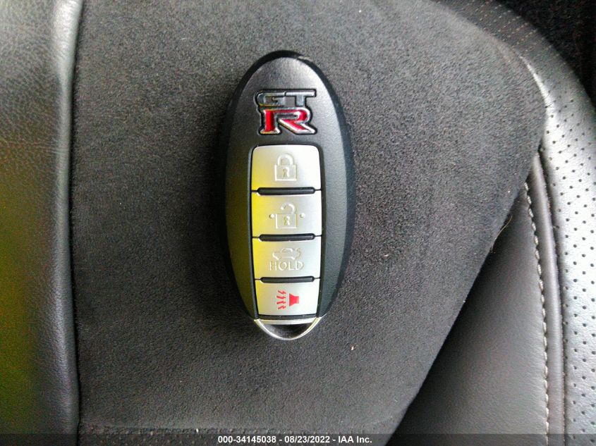 2013 NISSAN GT-R PREMIUM JN1AR5EFXDM260833