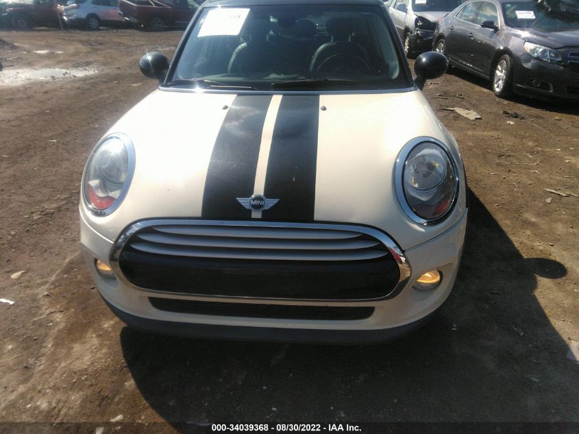 2015 MINI COOPER HARDTOP 4 DOOR WMWXS5C57FT829827