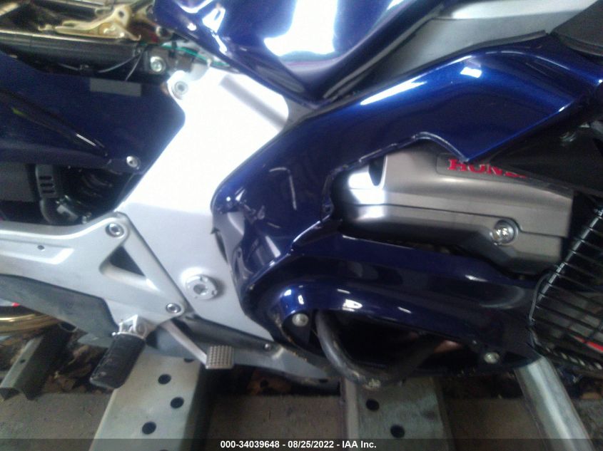 2004 HONDA ST1300 JH2SC51064M200317