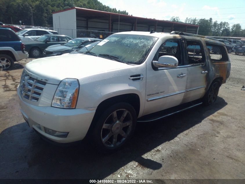 2014 CADILLAC ESCALADE ESV LUXURY 1GYS4HEFXER133659