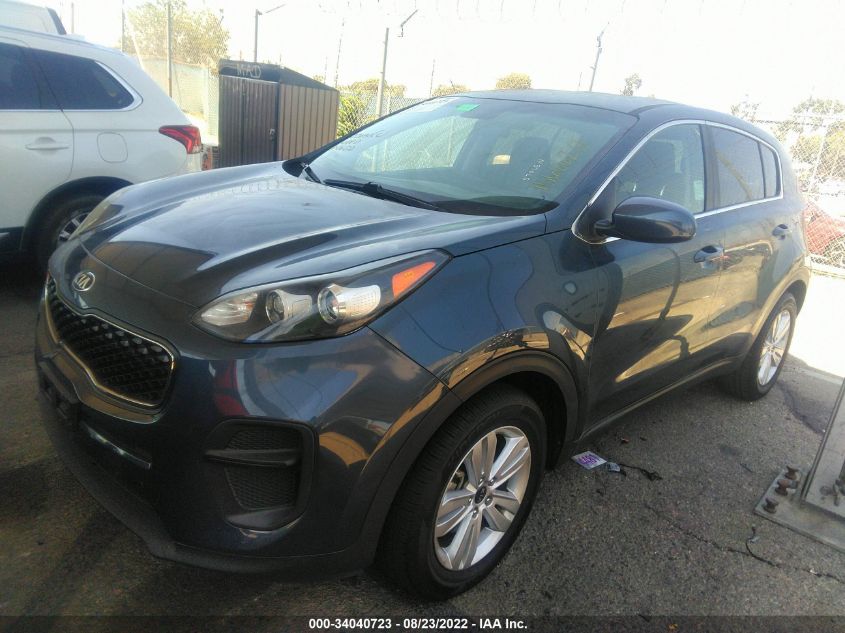 VIN KNDPM3AC9K7611880 2019 KIA SPORTAGE LX