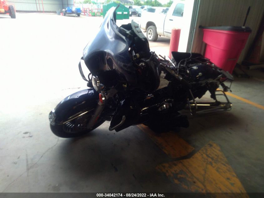 2012 HARLEY-DAVIDSON FLHTK ELECTRA GLIDE ULTRA LTD 1HD1KEM11CB657945
