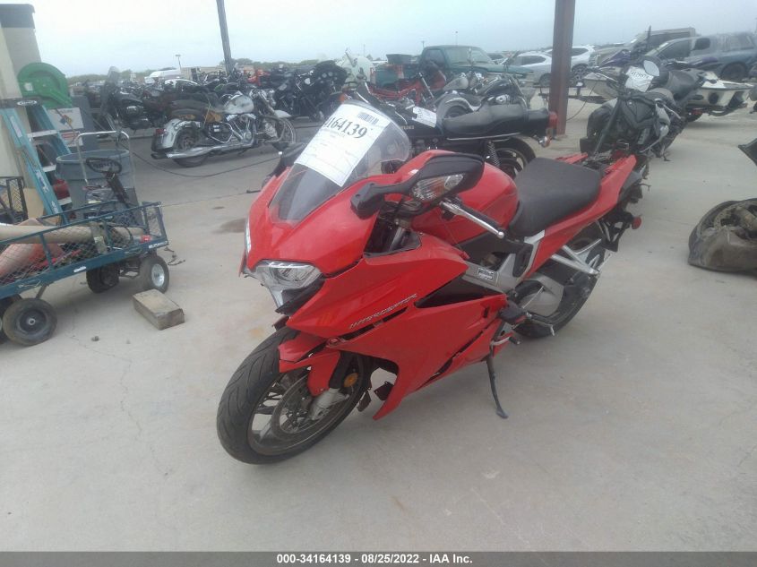 2014 HONDA VFR800 F JH2RC791XEK000674