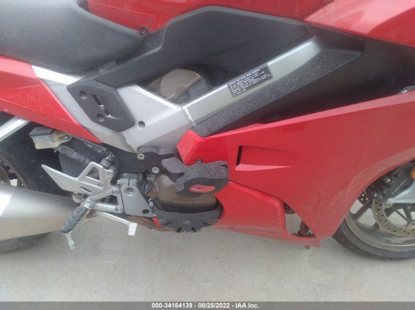 2014 HONDA VFR800 F JH2RC791XEK000674