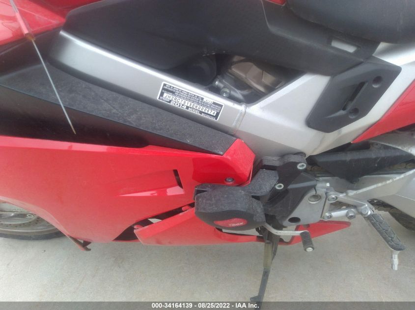 2014 HONDA VFR800 F JH2RC791XEK000674