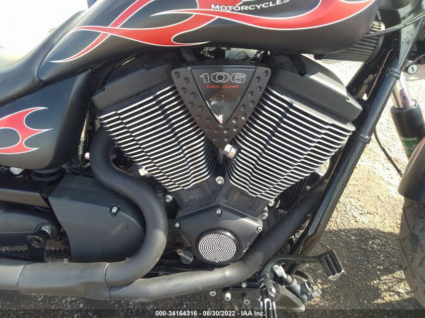 2014 VICTORY MOTORCYCLES HIGH-BALL 5VPWB36N4E3032580