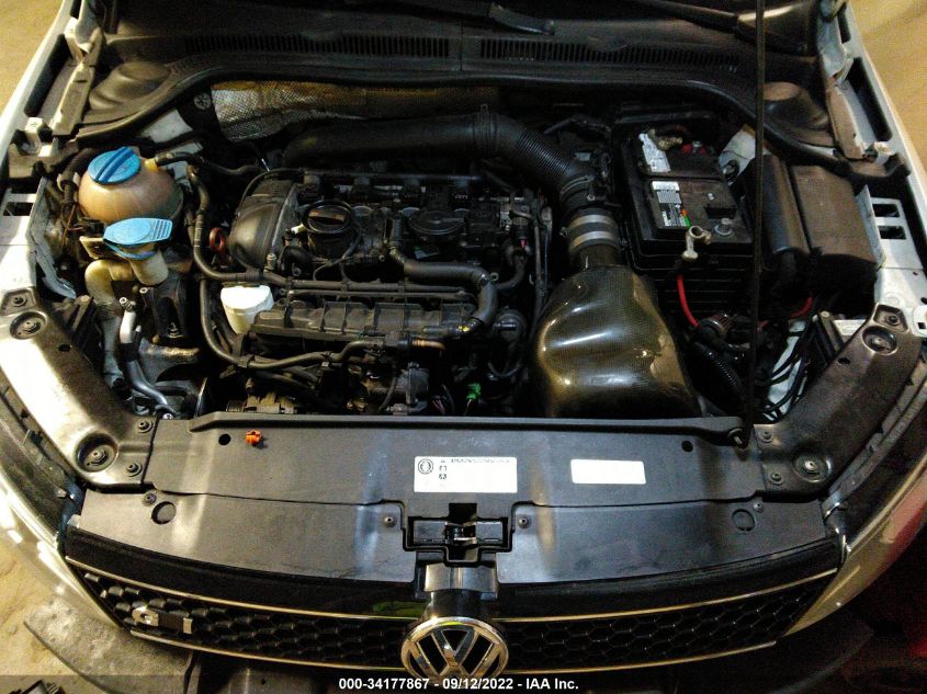 2013 VOLKSWAGEN GLI AUTOBAHN W/NAV 3VW5A7AJ8DM399307